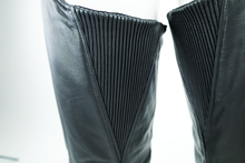 Load image into Gallery viewer, Kuryakyn By River Road Plains Leather Chaps Black - Large