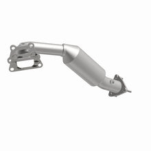 Load image into Gallery viewer, Magnaflow 15-16 Chevrolet Colorado 3.6L Direct Fit Converter