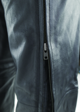 Load image into Gallery viewer, Kuryakyn By River Road Plains Leather Chaps Black - Large