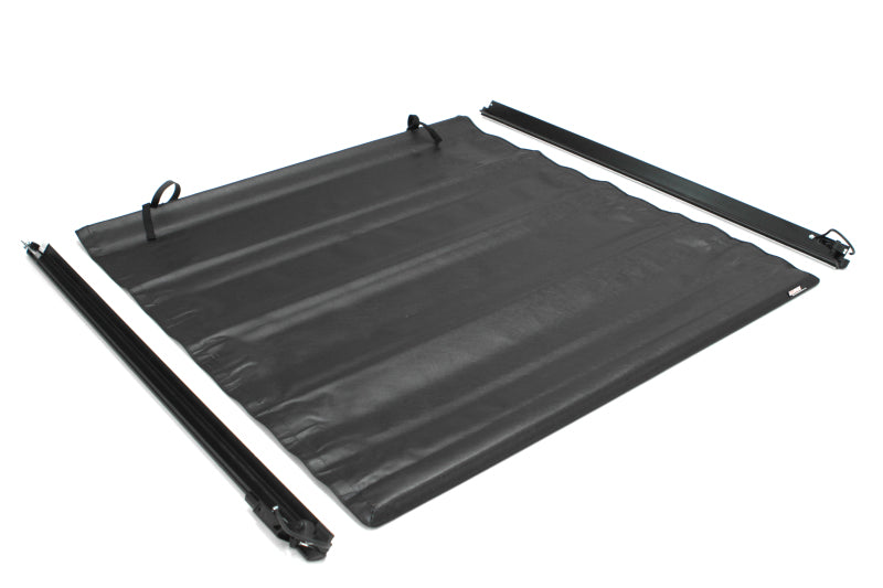 Lund 2019 Chevrolet Silverado 1500 (5.5ft. Bed) Genesis Roll Up Tonneau Cover - Black