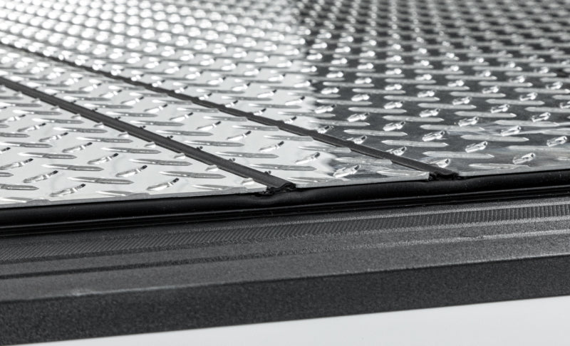 Access LOMAX Professional Series Tri-Fold Cover 02-19 Dodge/Ram 2500/3500 6ft 4in Bed (w/o Rambox)