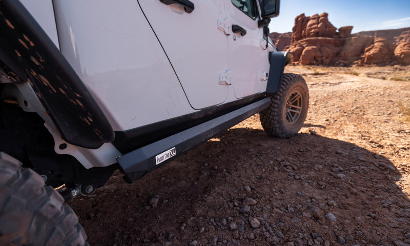 AMP Research 20-22 Jeep JT Gladiator (Launch/Overlnd/Rubicon/Sport/Sport S) PowerStep XL - Black