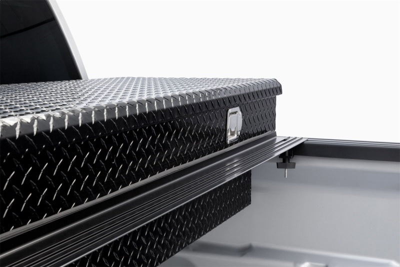 Extang 17-19 Ford F-250/F-350 Super Duty Short Bed (6-3/4ft) Solid Fold 2.0 Toolbox