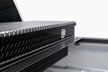 Load image into Gallery viewer, Extang 17-19 Ford F-250/F-350 Super Duty Short Bed (6-3/4ft) Solid Fold 2.0 Toolbox