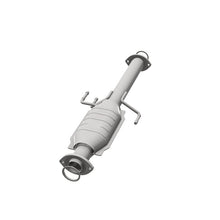Load image into Gallery viewer, MagnaFlow Conv DF 01-04 Toyota Tacoma 3.4L Rear