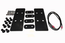 Load image into Gallery viewer, Titan Fuel Tanks 17+ Any Truck w/ Aluminum Beds/Aluminum Body Insulator KIT for 5410040