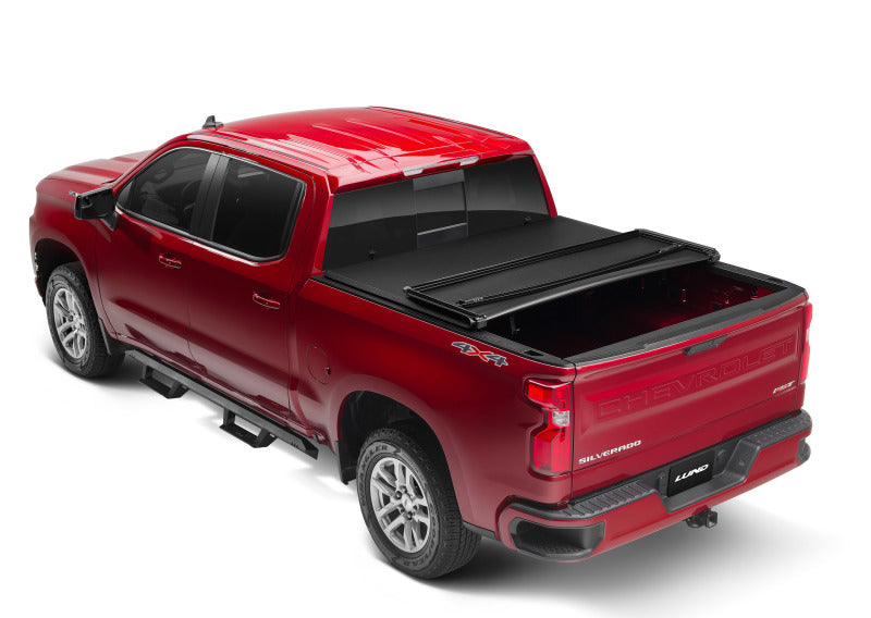 Lund 2019 Chevrolet Silverado 1500 (5.5ft. Bed) Genesis Tri-Fold Tonneau Cover - Black
