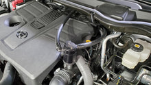 Load image into Gallery viewer, J&amp;L 2022-2023 Toyota Tundra 3.5L Turbo Oil Separator 3.0 Driver Side - Black Anodized