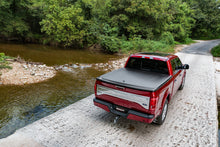 Load image into Gallery viewer, UnderCover 07-13 GMC Sierra 1500 5.8ft SE Bed Cover - Black Textured